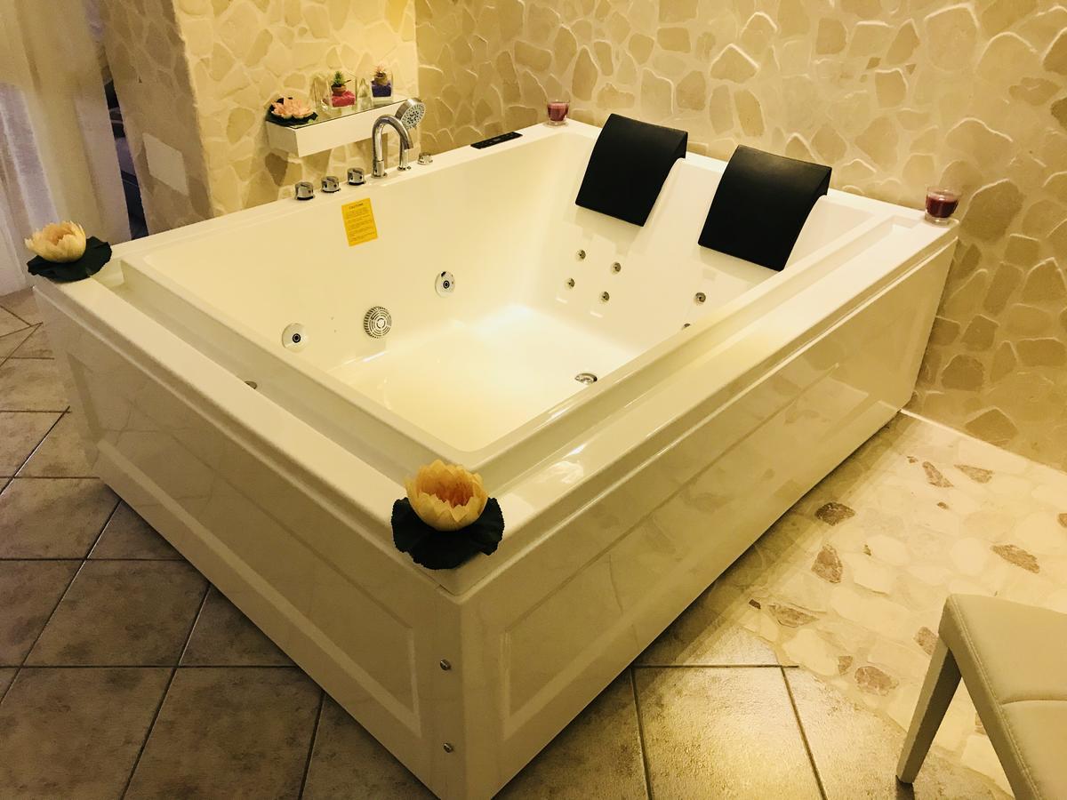 26 * Ostuni