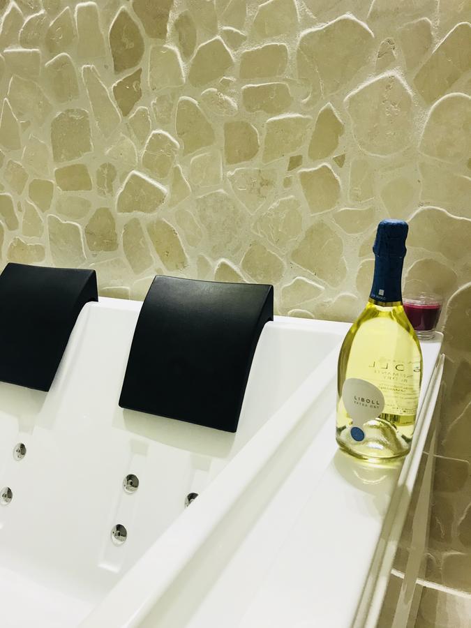 26 * Ostuni